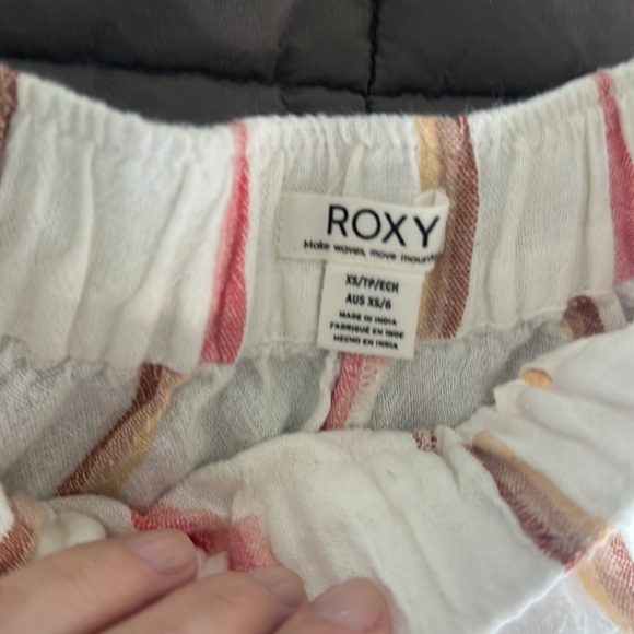 Roxy shorts - Picture 3 of 5